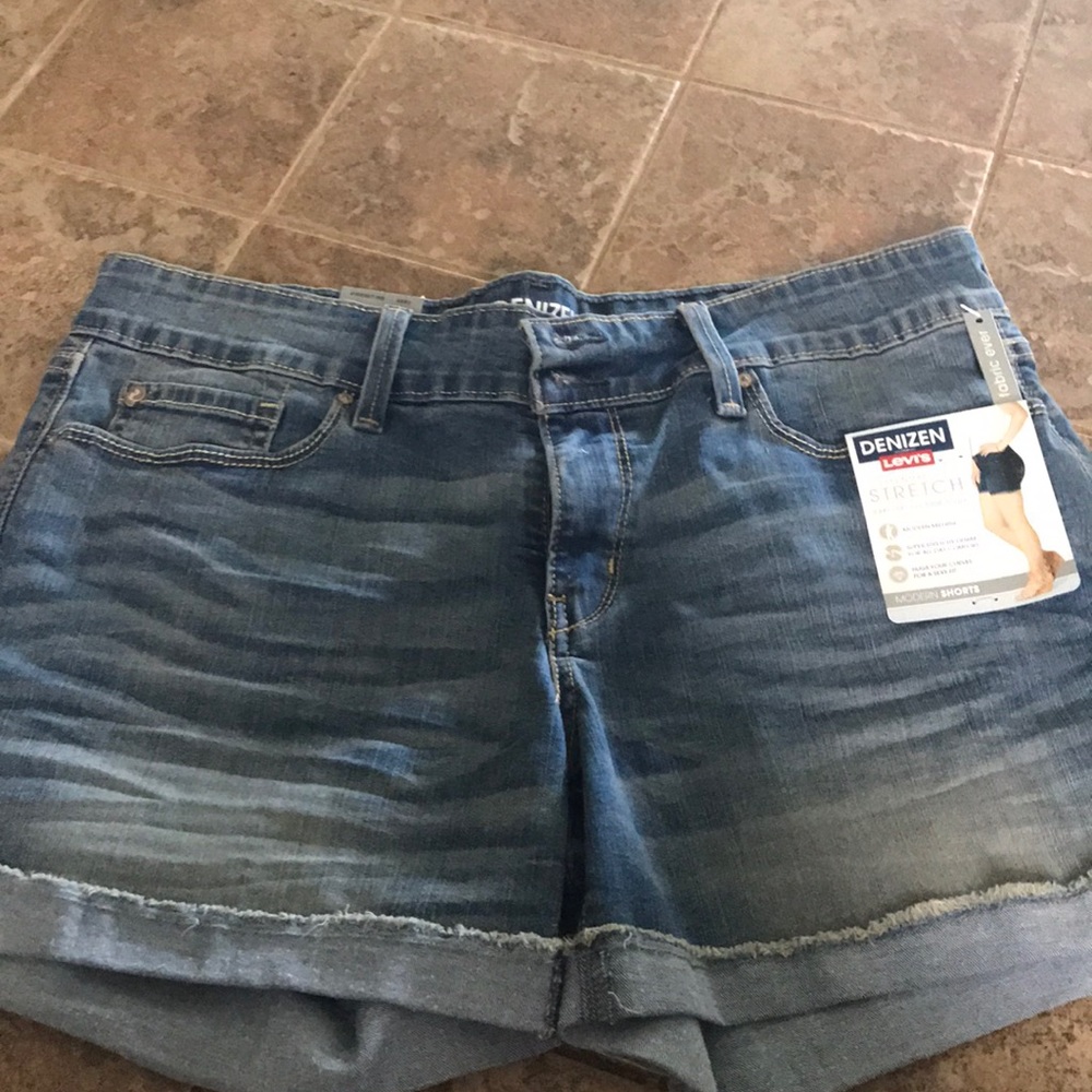 Women’s denim stretch shorts